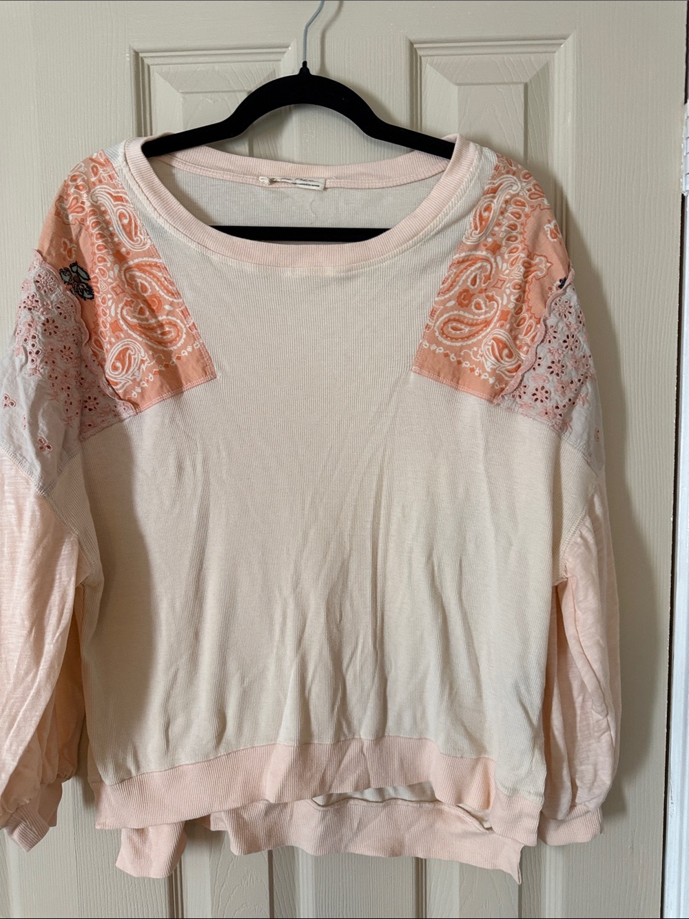 We the free smalll Women's Cream & Peach Bandana-Accent  Top